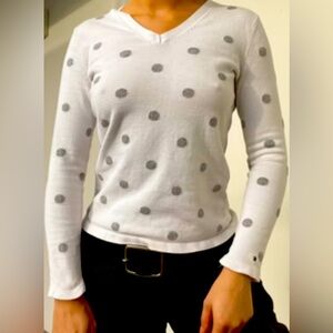 Tommy Hilfiger White/Gray Polka Dot Sweater size small